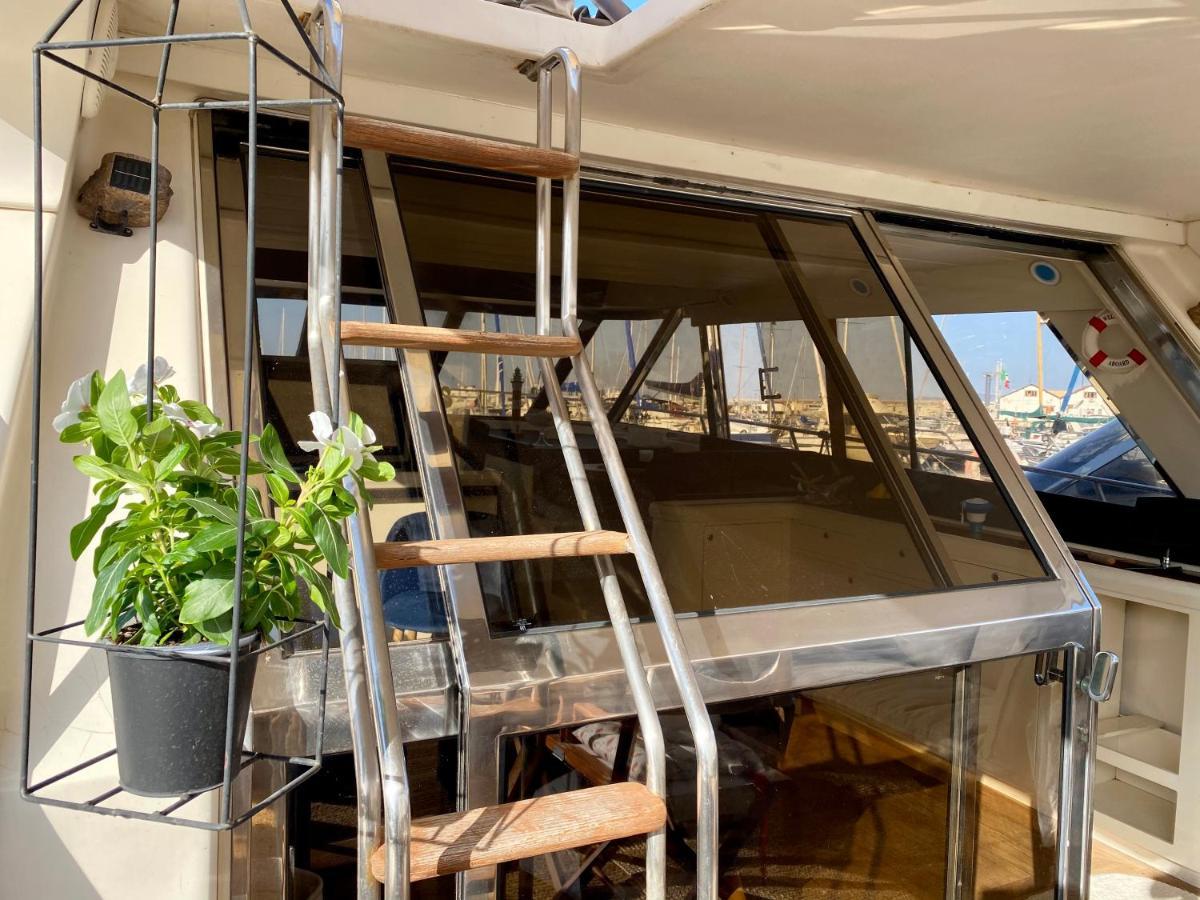 Panaby Houseboat Hotel Palermo Luaran gambar